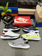 Cargar imagen en el visor de la galería, 🏃♂️ NIKE INFINITY RUN