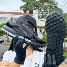 Cargar imagen en el visor de la galería, Lacoste Elite Active – Comodidad y estilo para cada paso