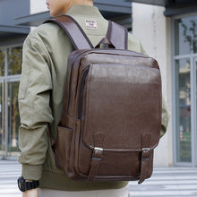 Cargar imagen en el visor de la galería, MOCHILA DEPORTIVA VINTAGE👜✨EN CUERO ECOLOGICO
